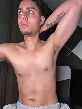 bigryann23 online show from March 2, 4:03 pm